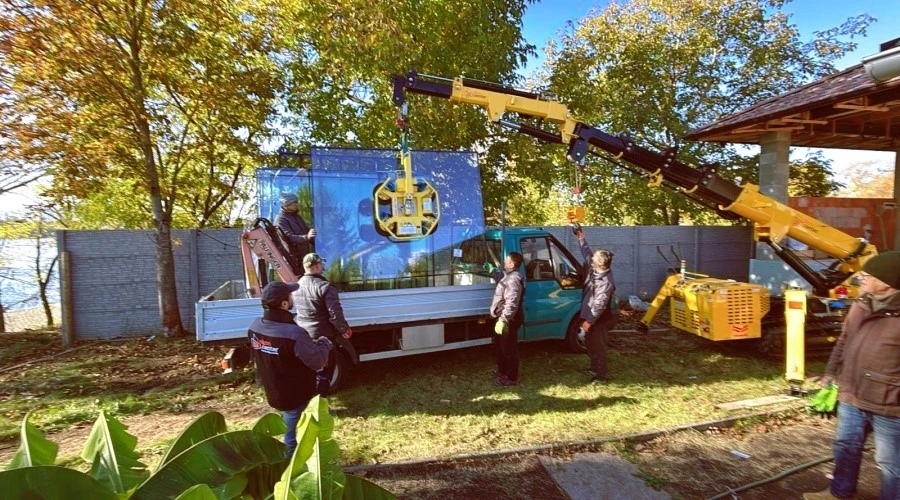 Micro Crawler Cranes with Technology (1) Micro Crawler Cranes with Technology (1)